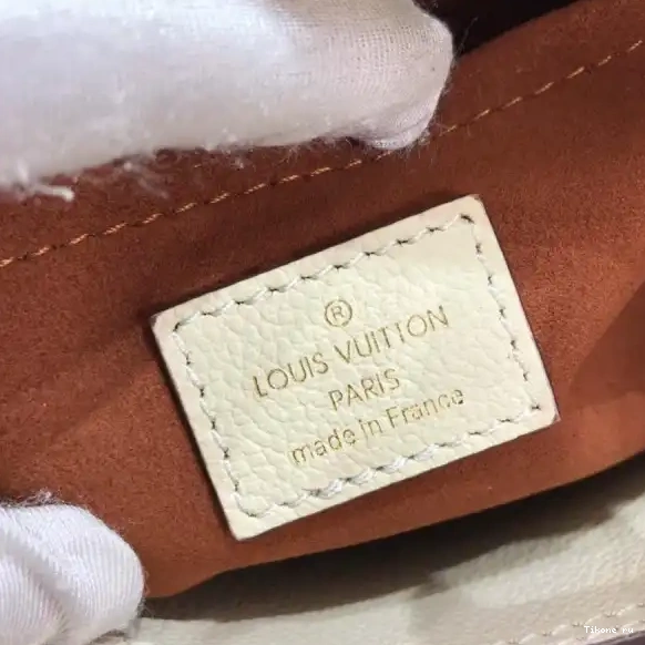 Cheap MONTAIGNE VUITTON BB LOUIS 0601